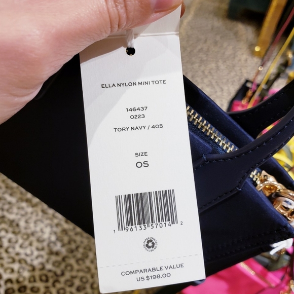 NEW!!! TORYBURCH ELLA NYLON MINI TOTE (NAVY) - Picture 6 of 6